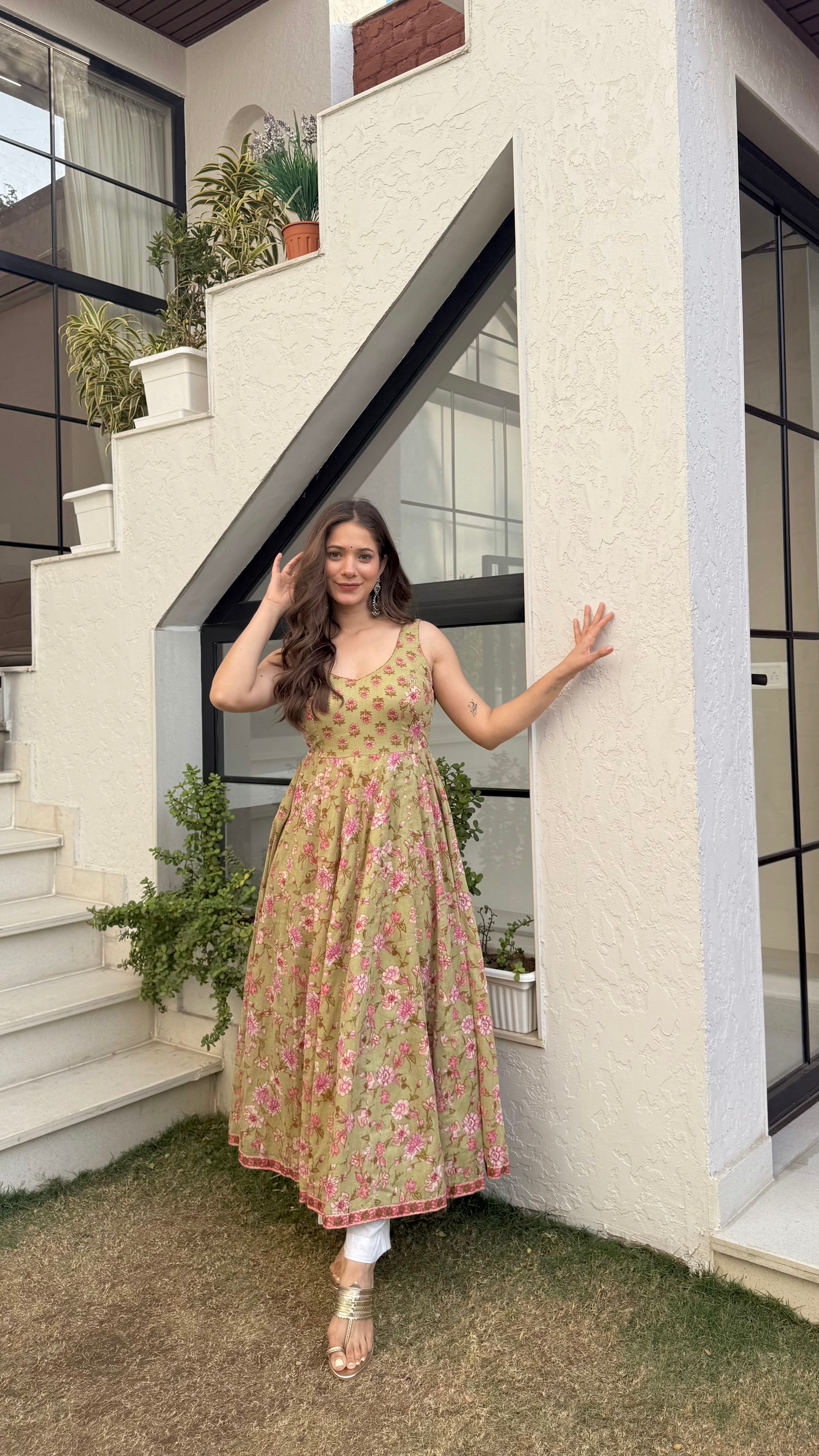 MEHENDI GUL ANARKALI